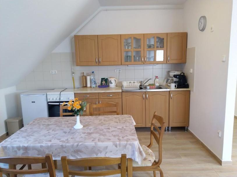 Foeveny Apartman Balatonudvari Zewnętrze zdjęcie